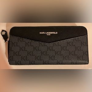 Karl Lagerfeld Paris KL Logo Continental Wallet NWOT